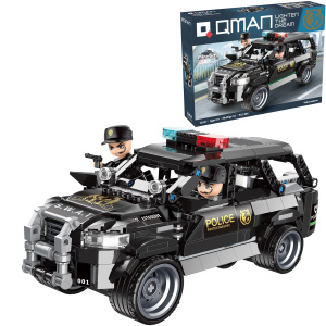 Конструктор Qman серия MineCity Полицейский внедорожник преследует преступника 686 деталей